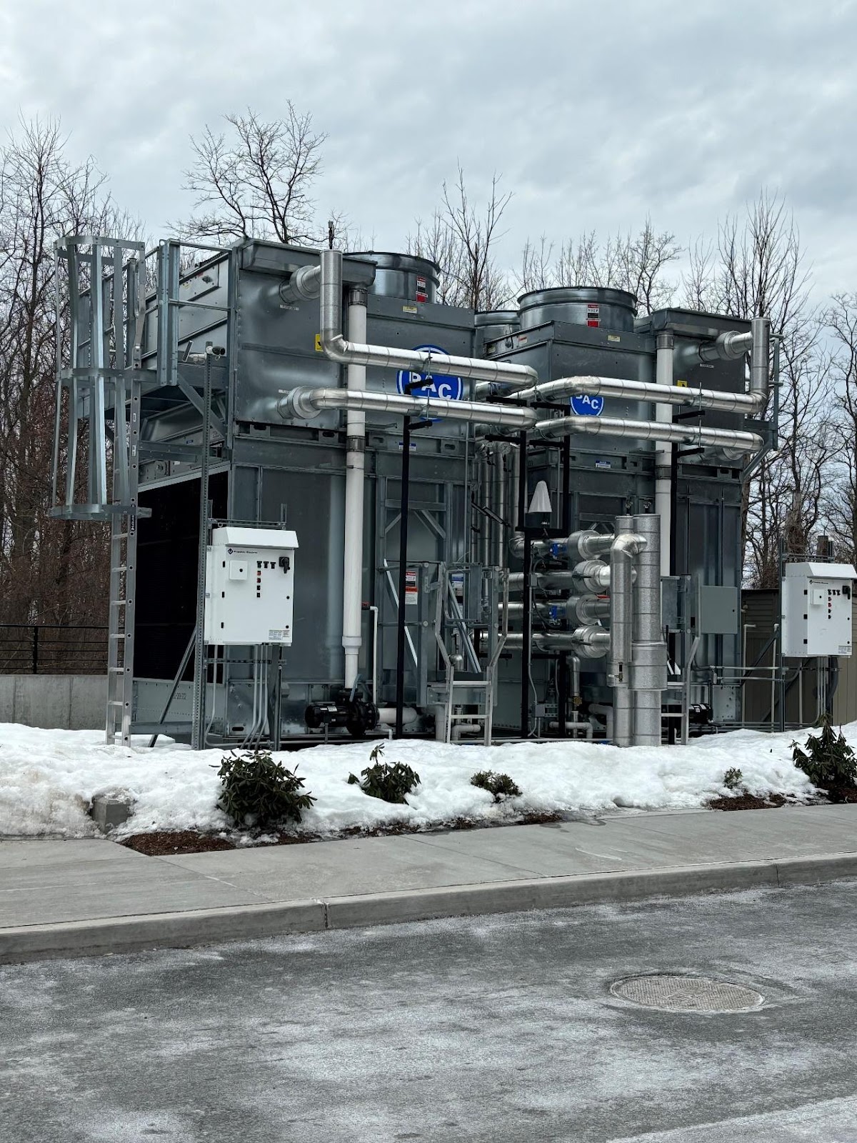 Picture of utility structure